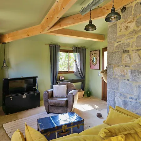 Residence Breteuil * Courry